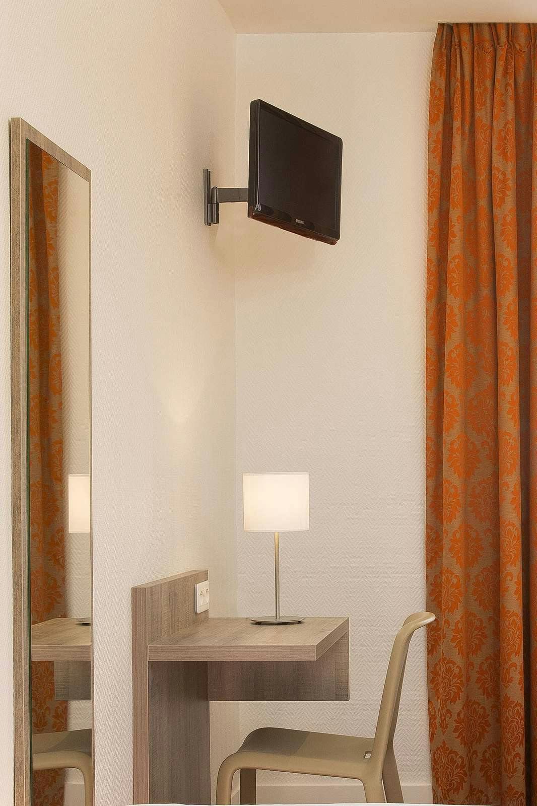 Hotel HOTEL BEAUREPAIRE photo 3