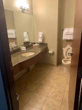 Hotel Canad Inns Destination Centre Garden City photo 3