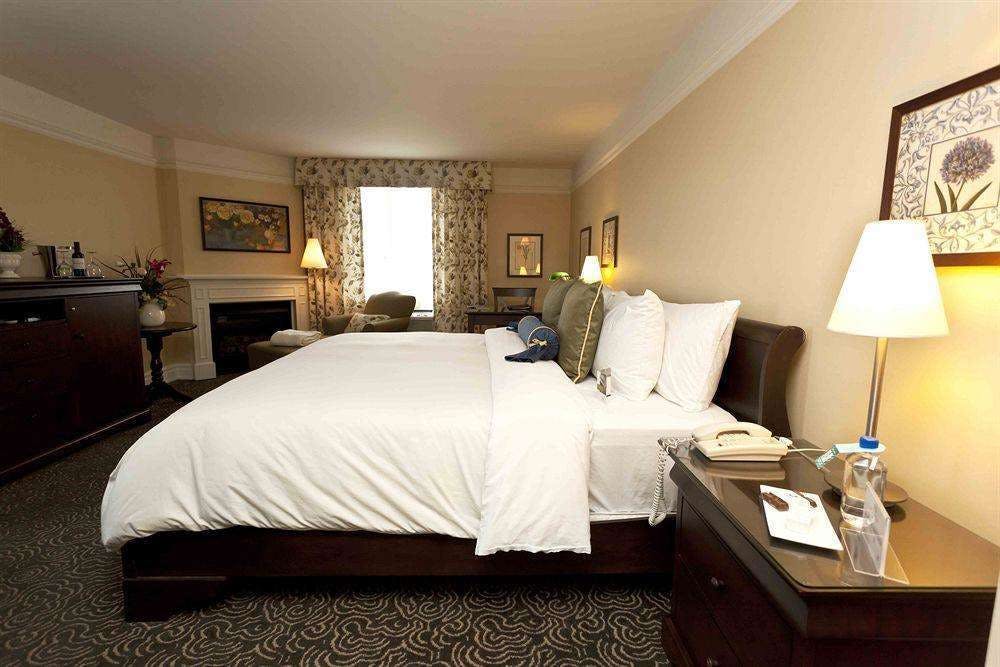 Hotel Le St-Martin Hotel & Suites Laval photo 3