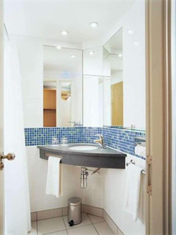Hotel Holiday Inn Express Perth photo 4
