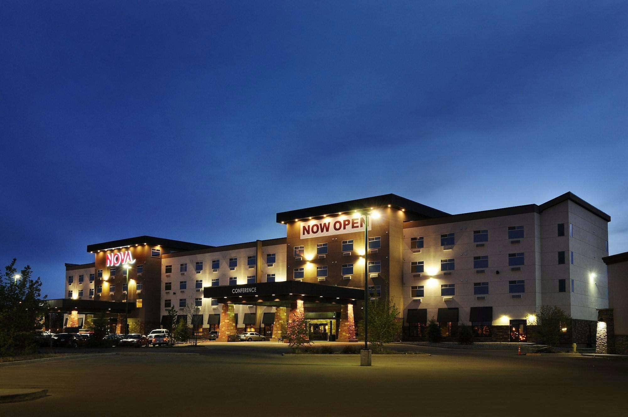 Chateau Nova Yellowhead