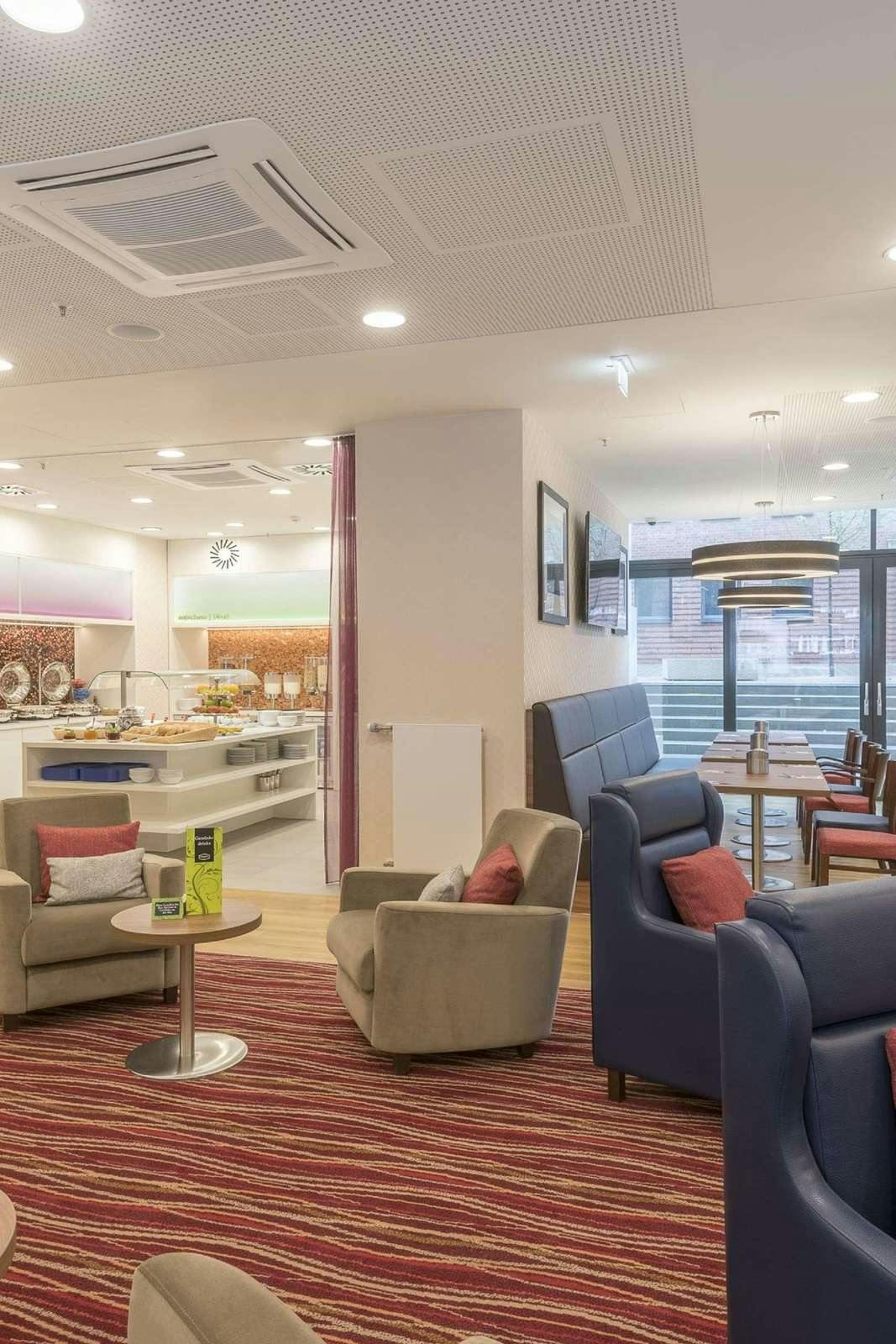 Hotel Hampton by Hilton Hamburg City Centre photo 4