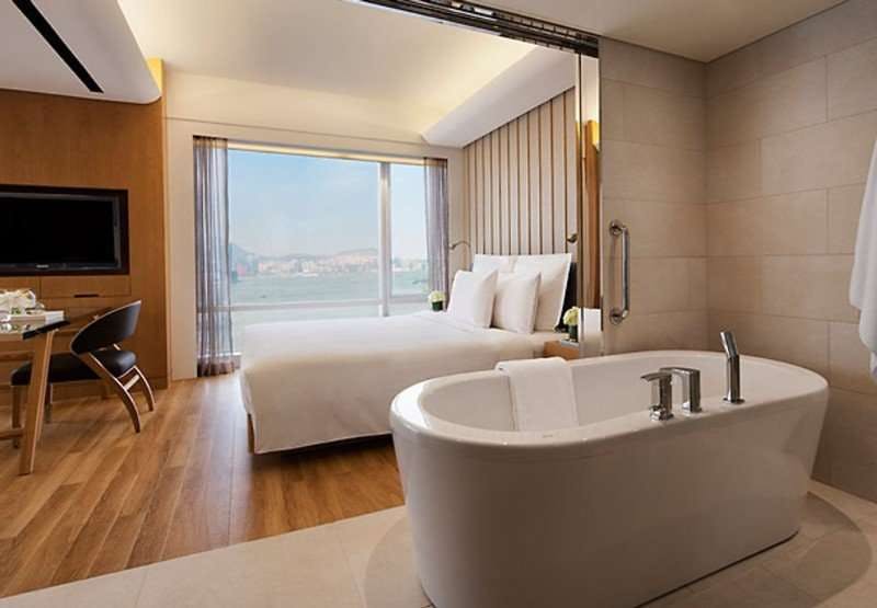 Hotel Renaissance Hong Kong Harbour View Hotel photo 2