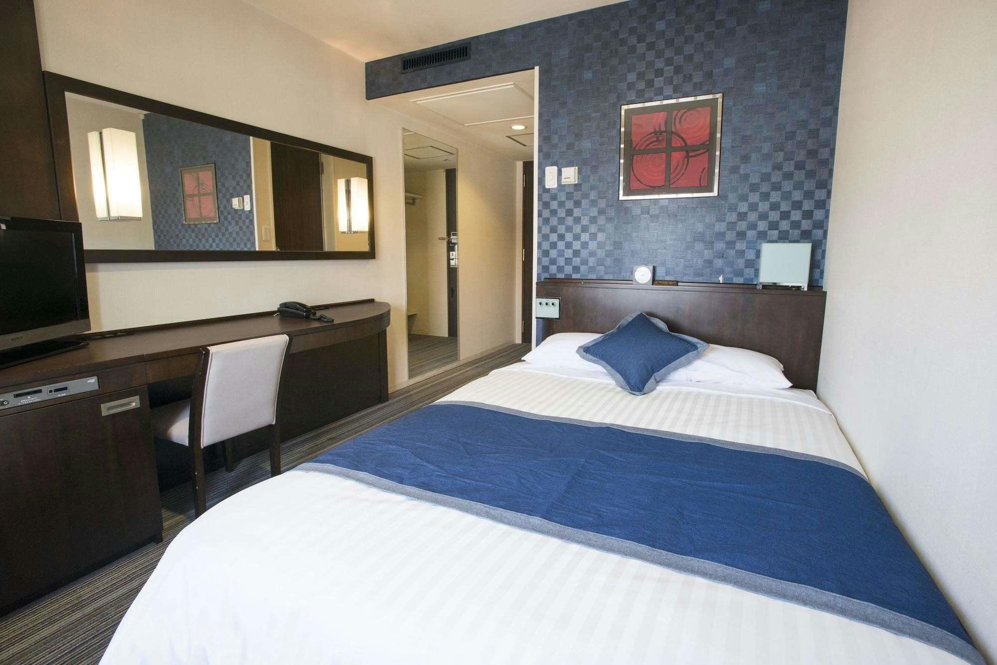 Hotel Via Inn Asakusa photo 1