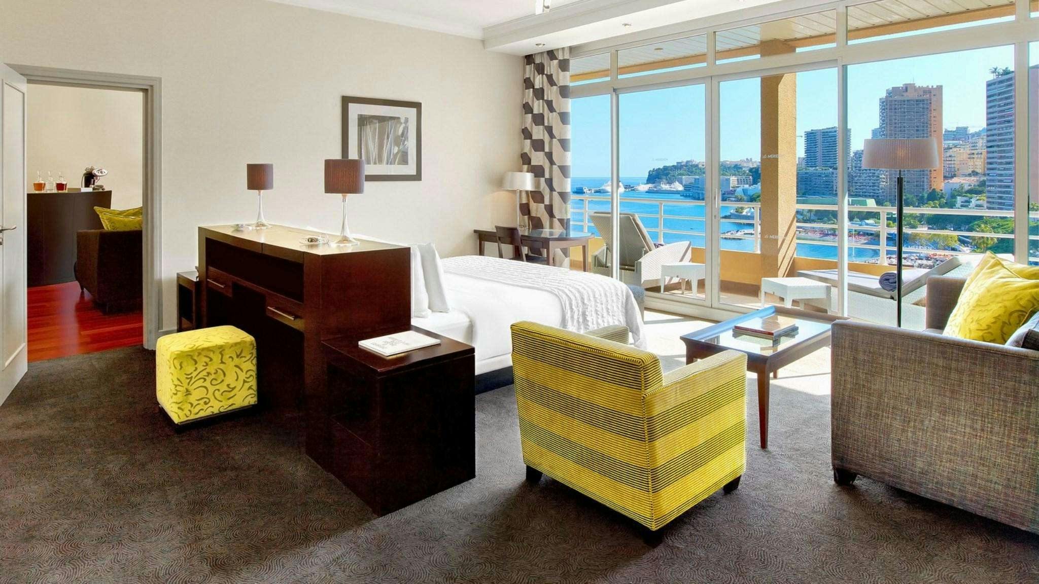 Hotel Le Meridien Beach Plaza photo 1