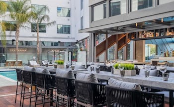 Shashi Hotel Mountain View, an Urban Resort