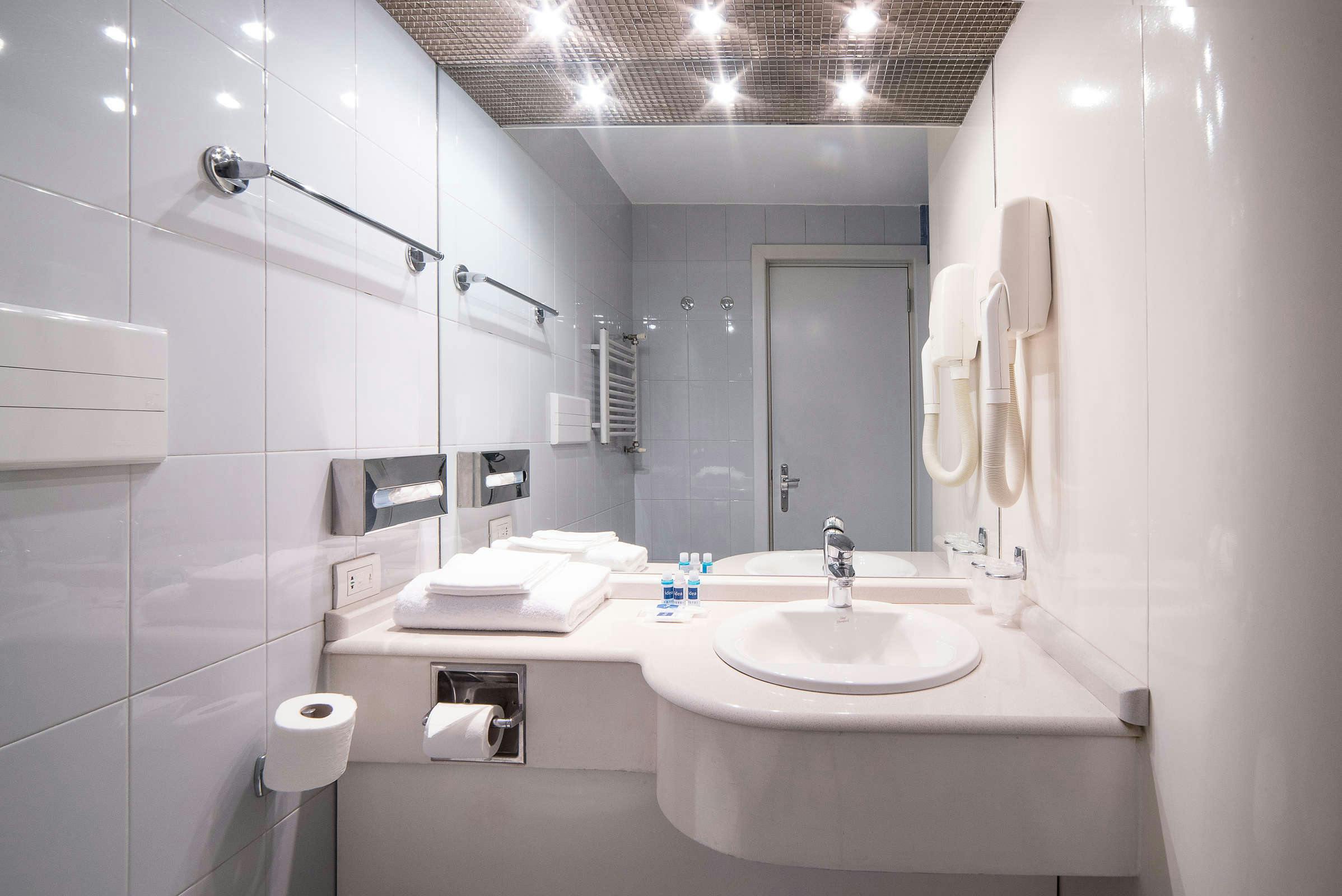 Hotel Idea Hotel Piacenza photo 4