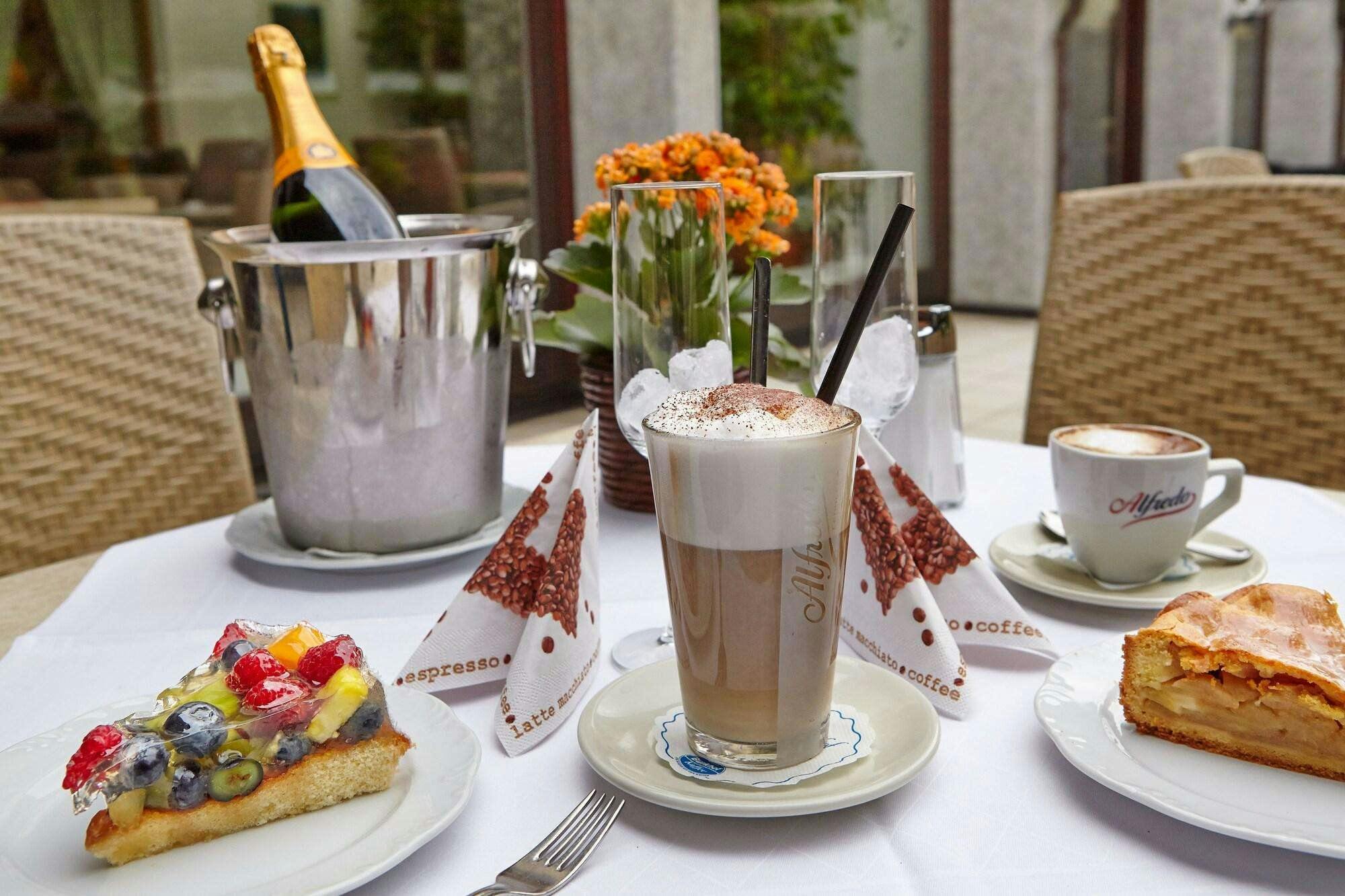 Hotel Hotel Sauerlacher Post photo 5