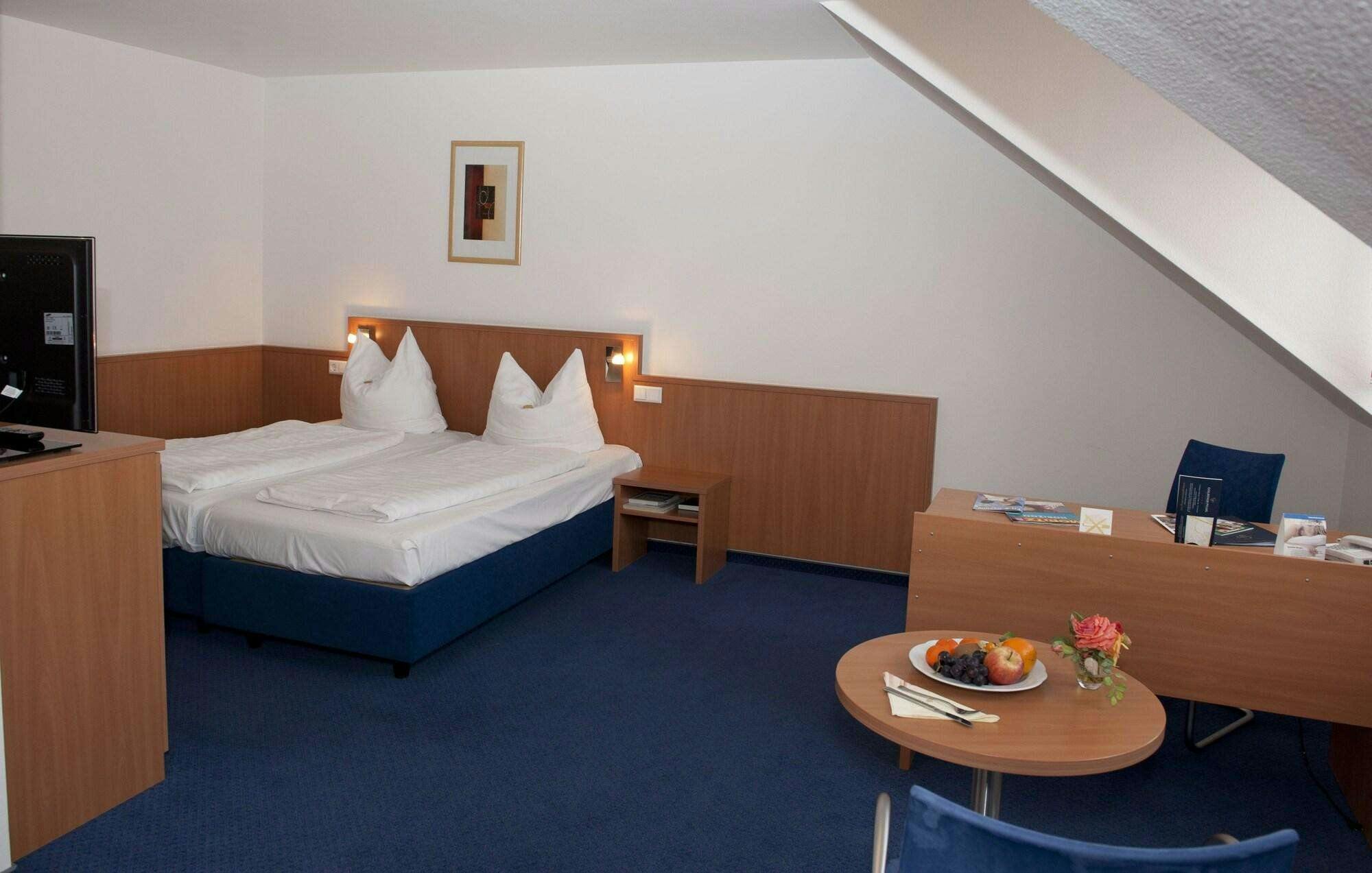 Hotel Hotel & Restaurant Goldener Pflug photo 1