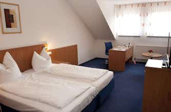 Hotel Hotel & Restaurant Goldener Pflug photo 2