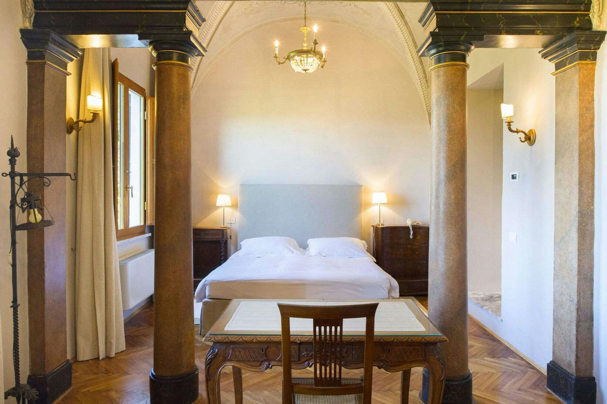 Hotel Pensione Palazzo Ravizza photo 4