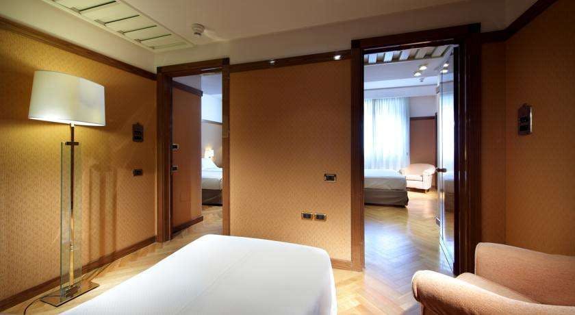 Hotel Exe Majestic photo 4