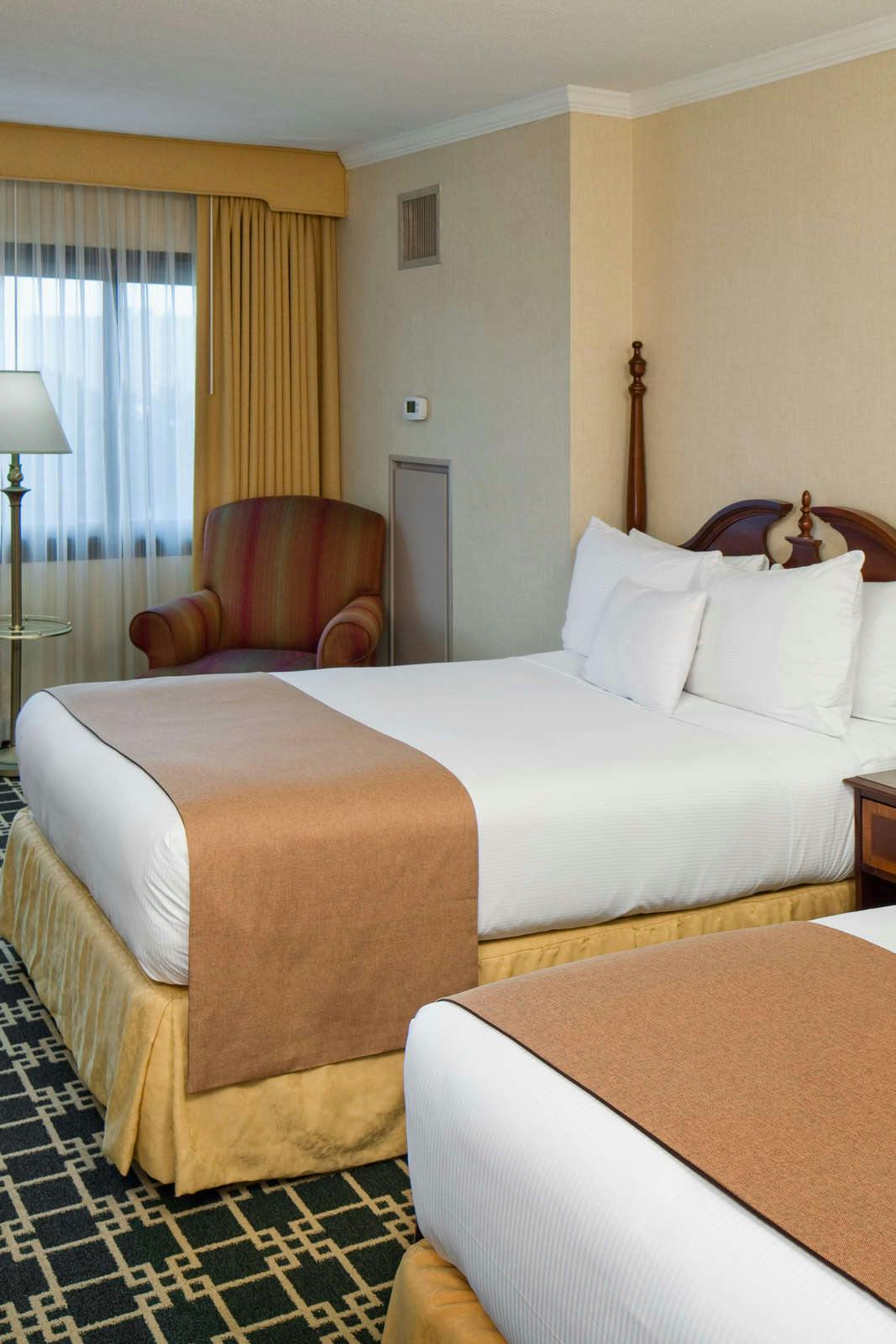 Hotel DoubleTree by Hilton Fort Lee - George Washington Bridge photo 3