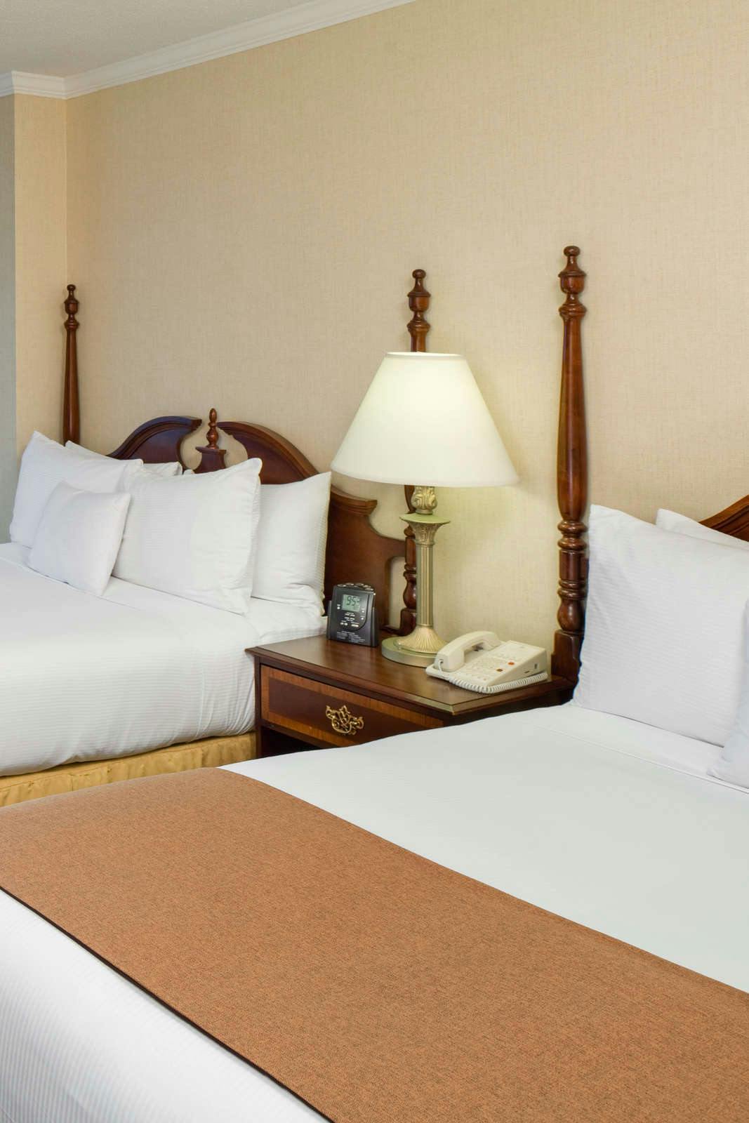 Hotel DoubleTree by Hilton Fort Lee - George Washington Bridge photo 4