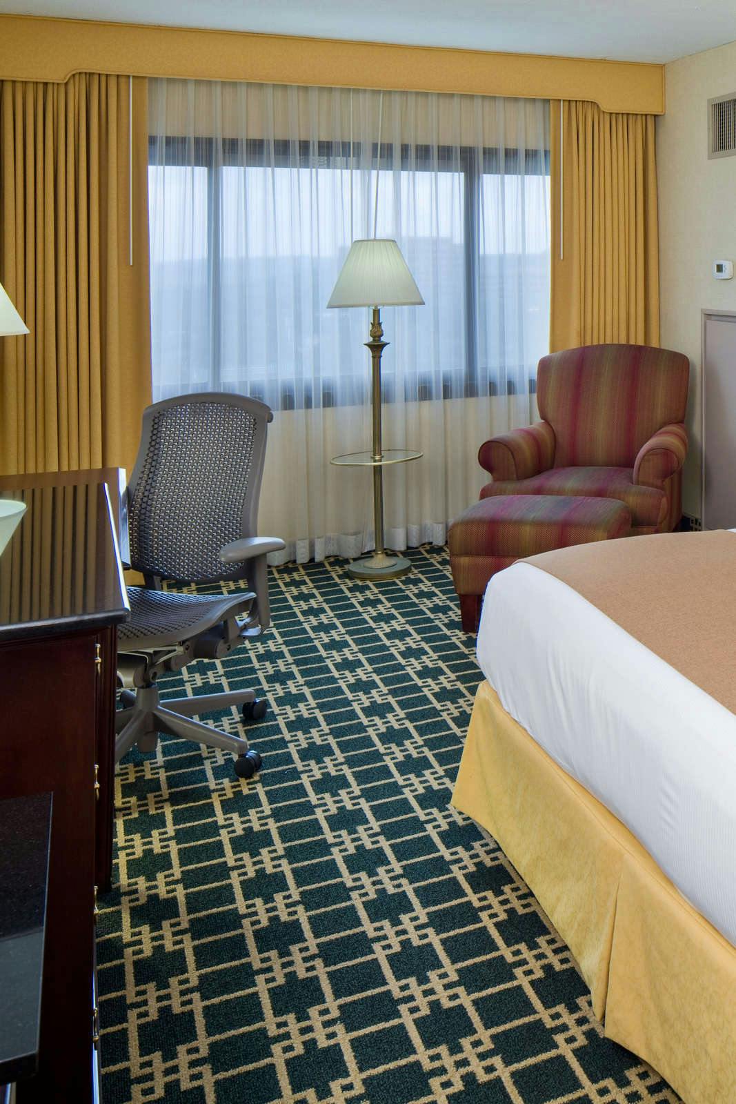 Hotel DoubleTree by Hilton Fort Lee - George Washington Bridge photo 5