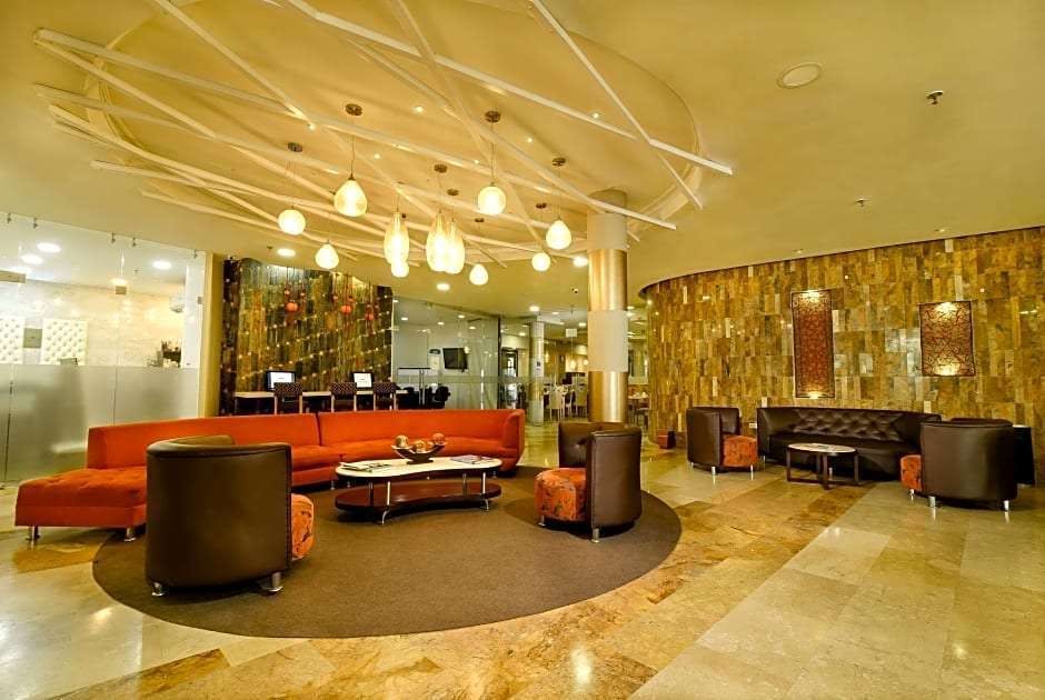 Hotel Howard Johnson Hotel Versalles Barranquilla photo 1