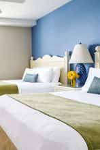 Hotel Olde Marco Island Inn and Suites photo 2