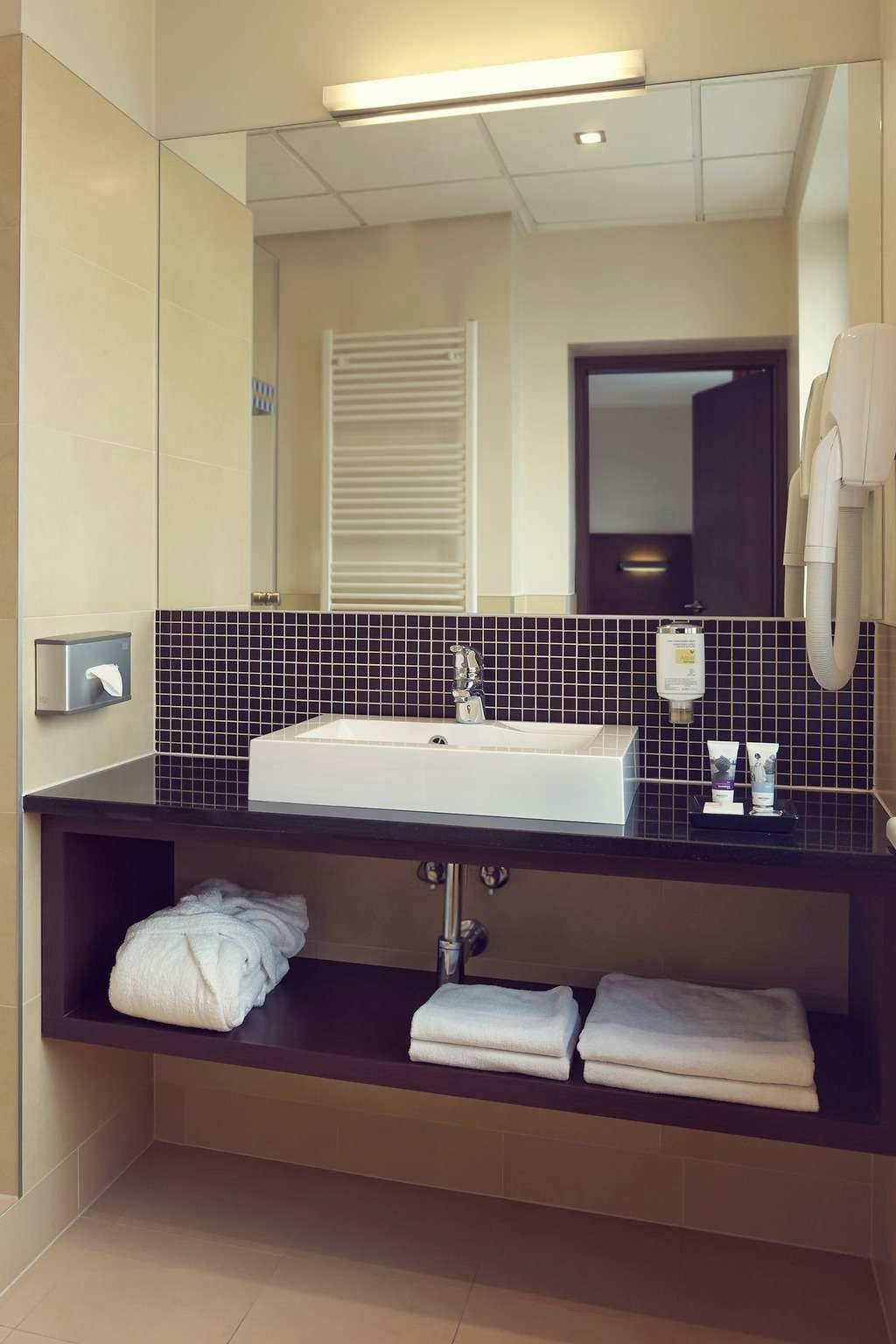 Hotel Mercure Warszawa Airport photo 2