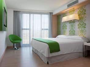 Hotel DoubleTree by Hilton Hotel Girona photo 1