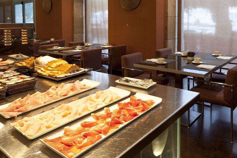 Hotel AC Hotel Palacio Universal by Marriott photo 2