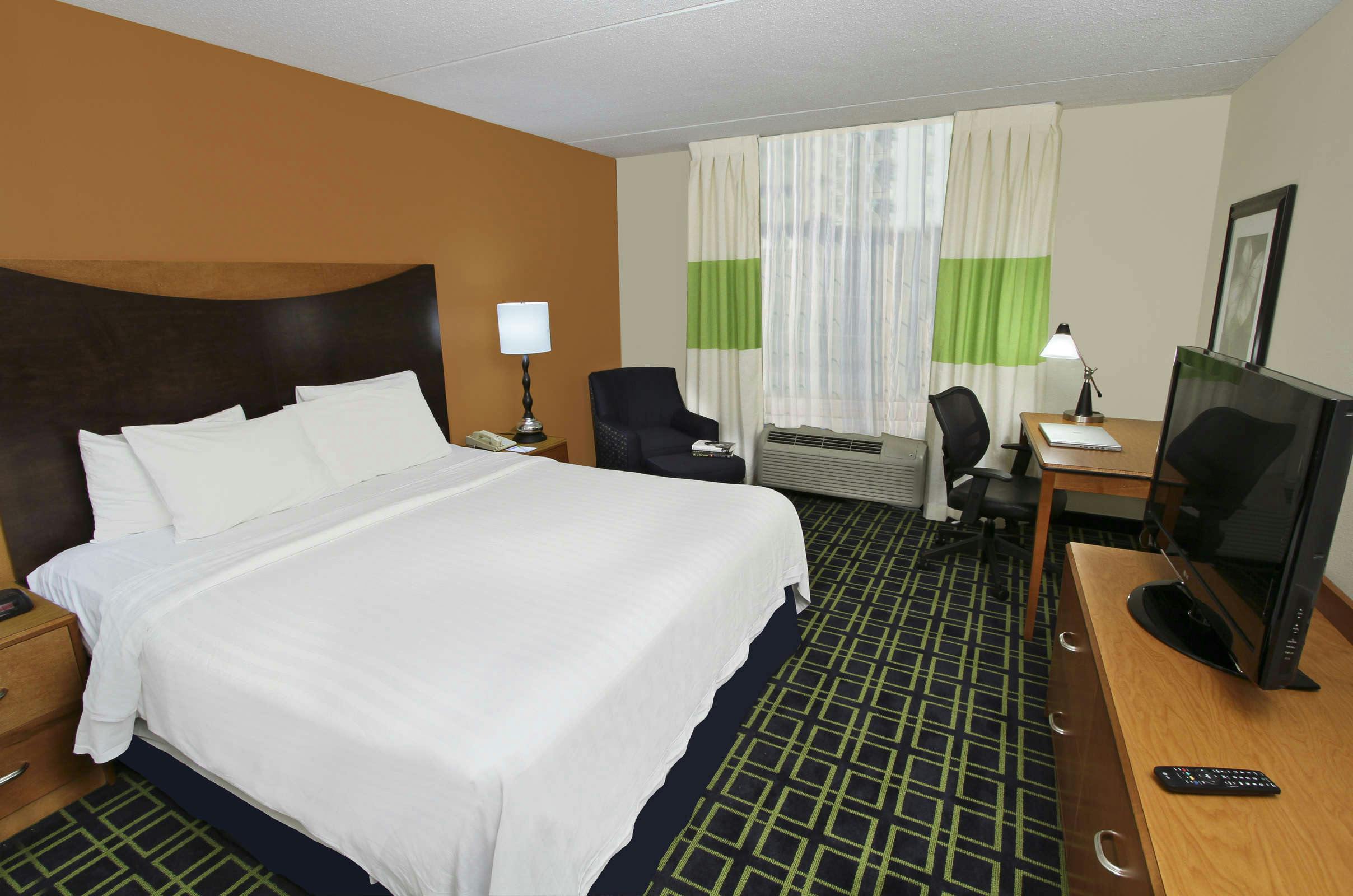 Fairfield Inn By Marriott Portland Maine Mall Portland Me