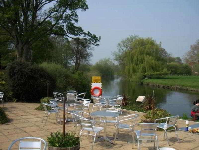 Hotel Legacy Rose and Crown Hotel photo 4