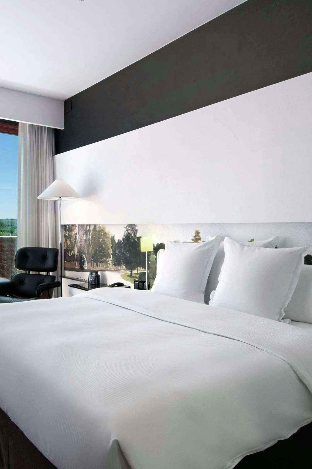 Hotel Hilton Madrid Airport photo 1