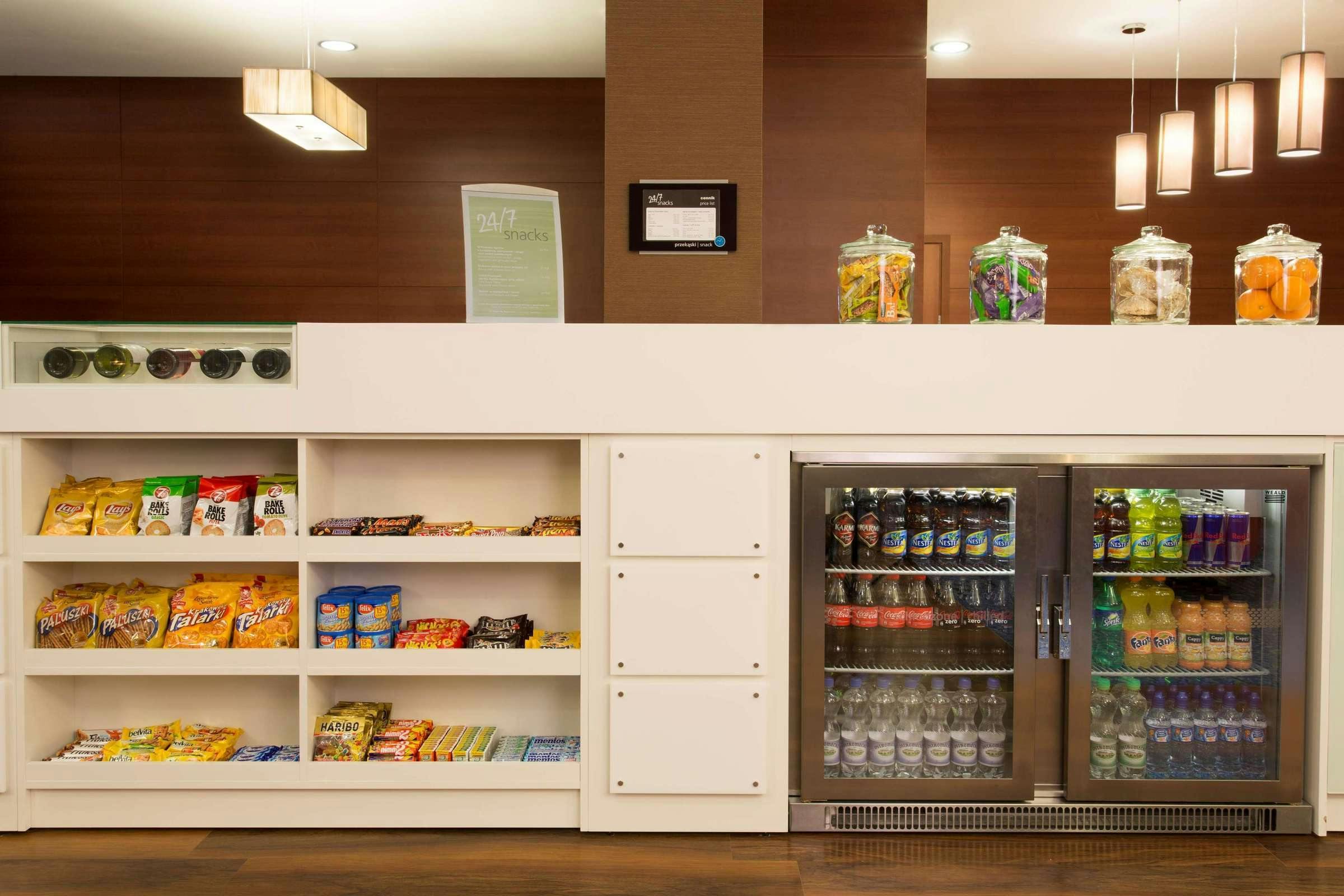 Hotel Hampton By Hilton Gdansk Airport photo 5