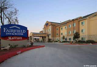 Hotel Fairfield Inn and Suites San Antonio Boerne photo 3