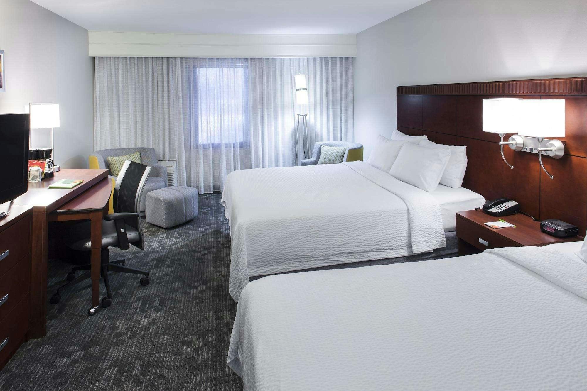 Hotel Courtyard Brownsville photo 1