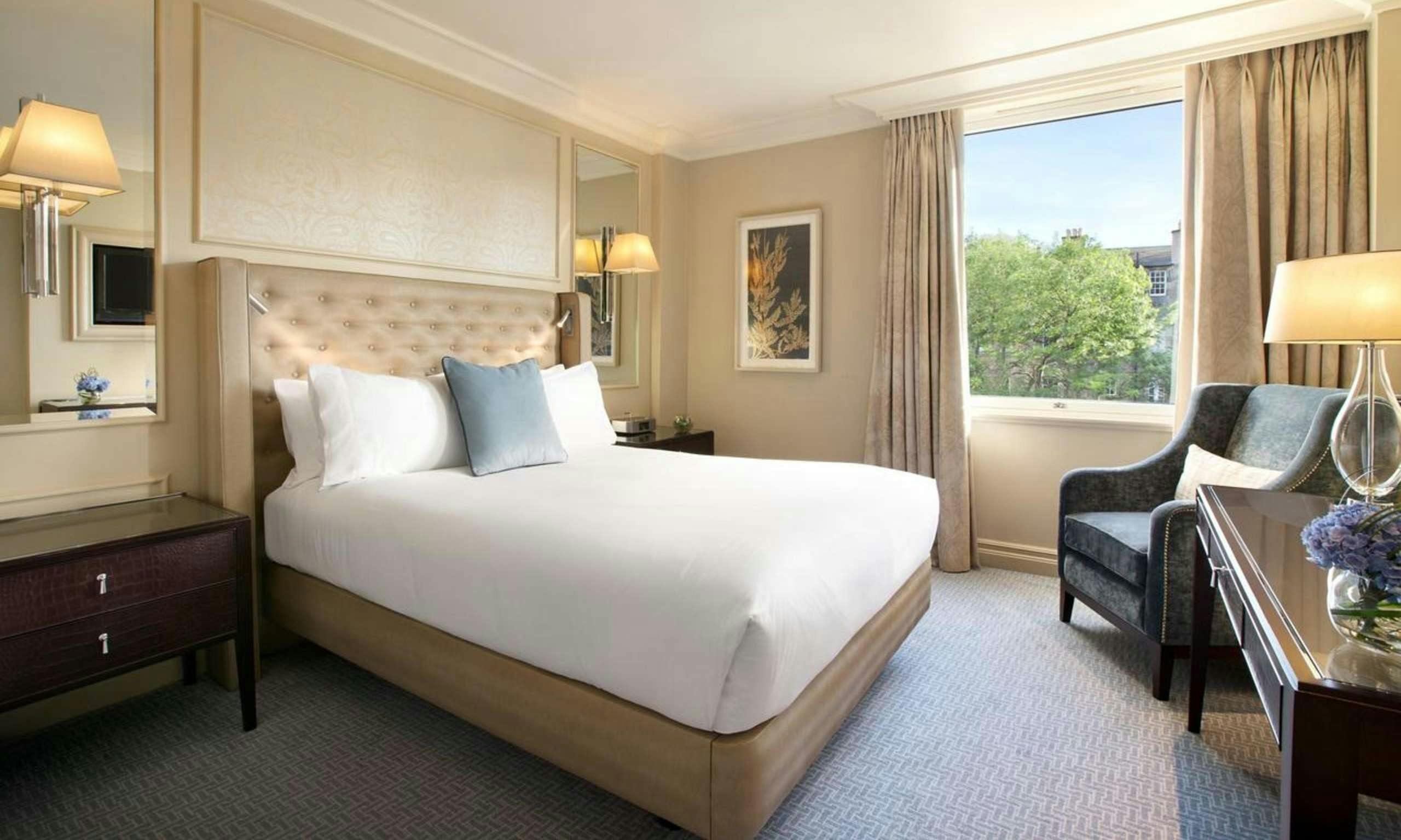 Hotel The Caledonian Edinburgh, Curio Collection by Hilton photo 2