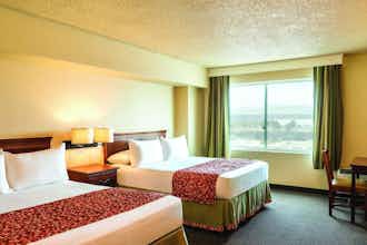 Hotel Avi Resort & Casino photo 1