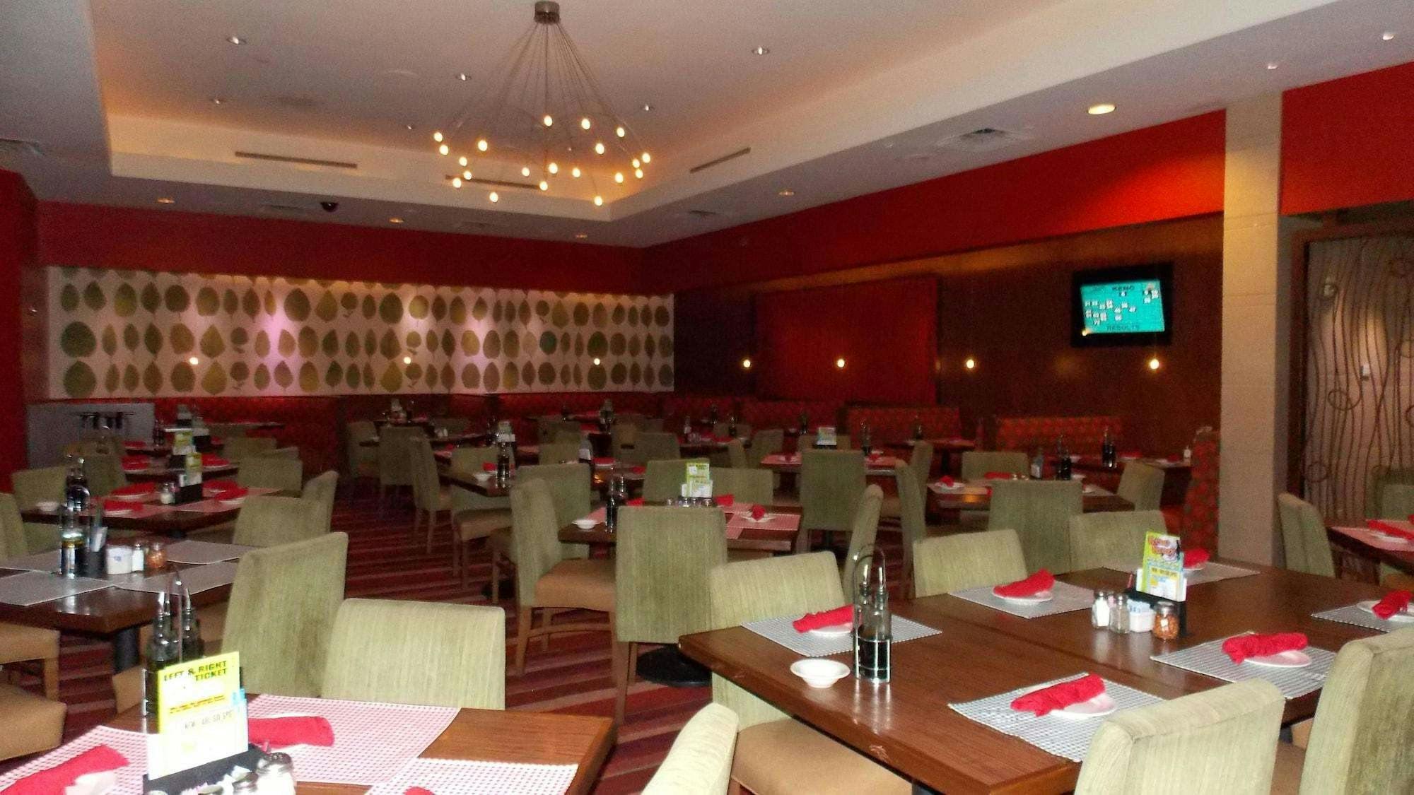 Hotel Avi Resort & Casino photo 2