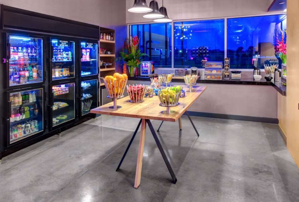 Hotel Aloft Wichita photo 4