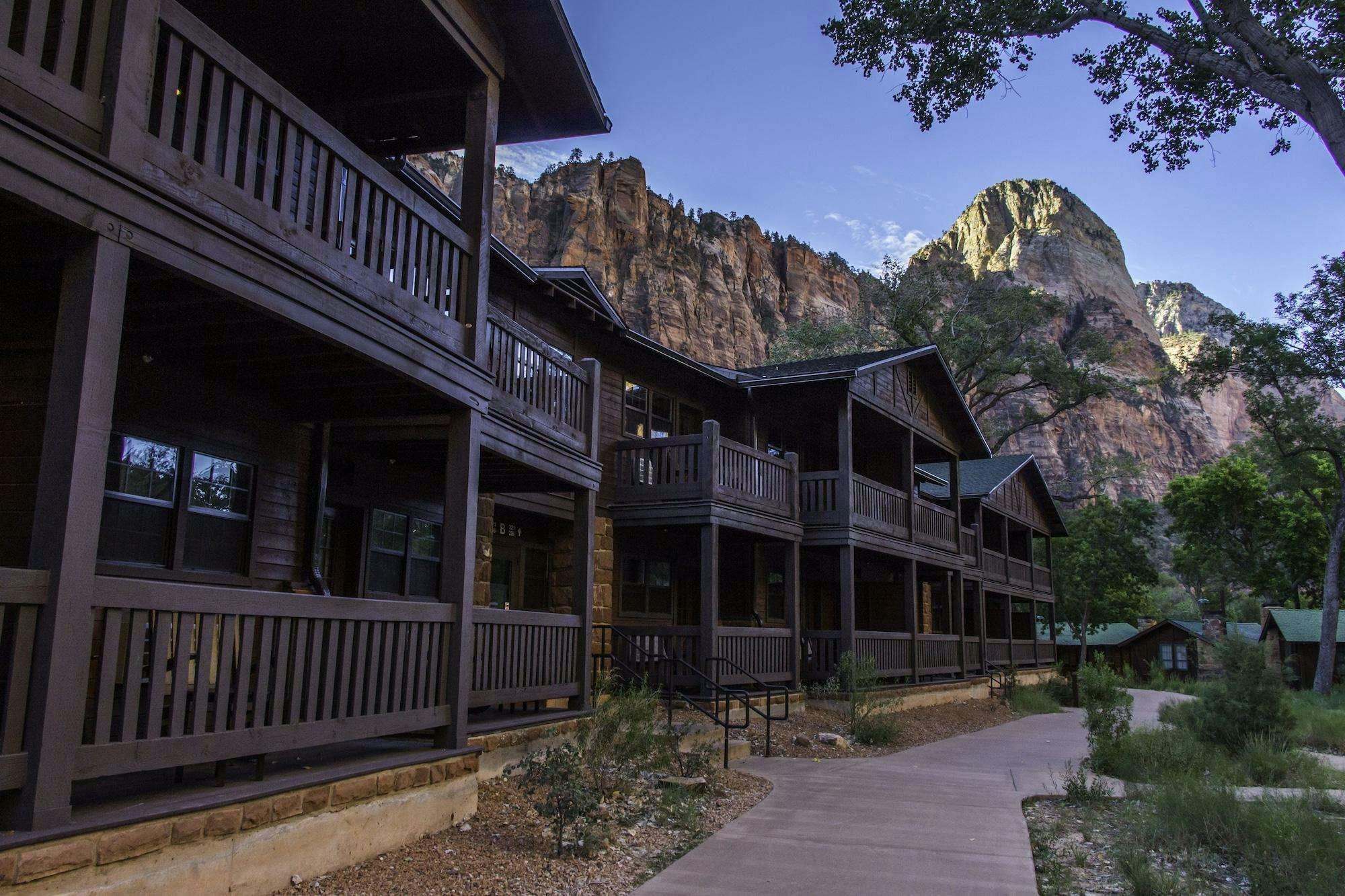 Zion Lodge - Inside The Park