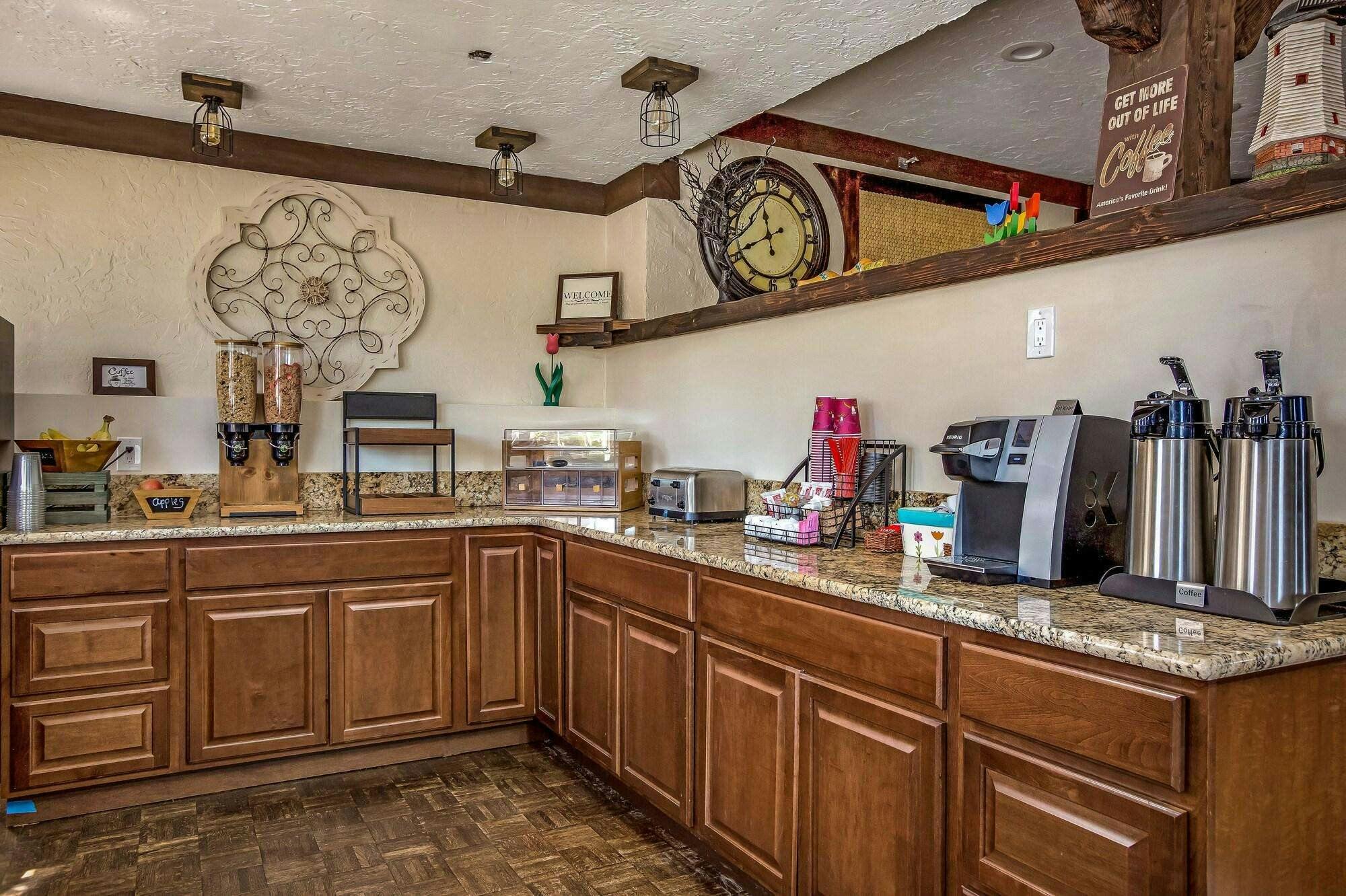 Hotel Auld Holland Inn photo 5