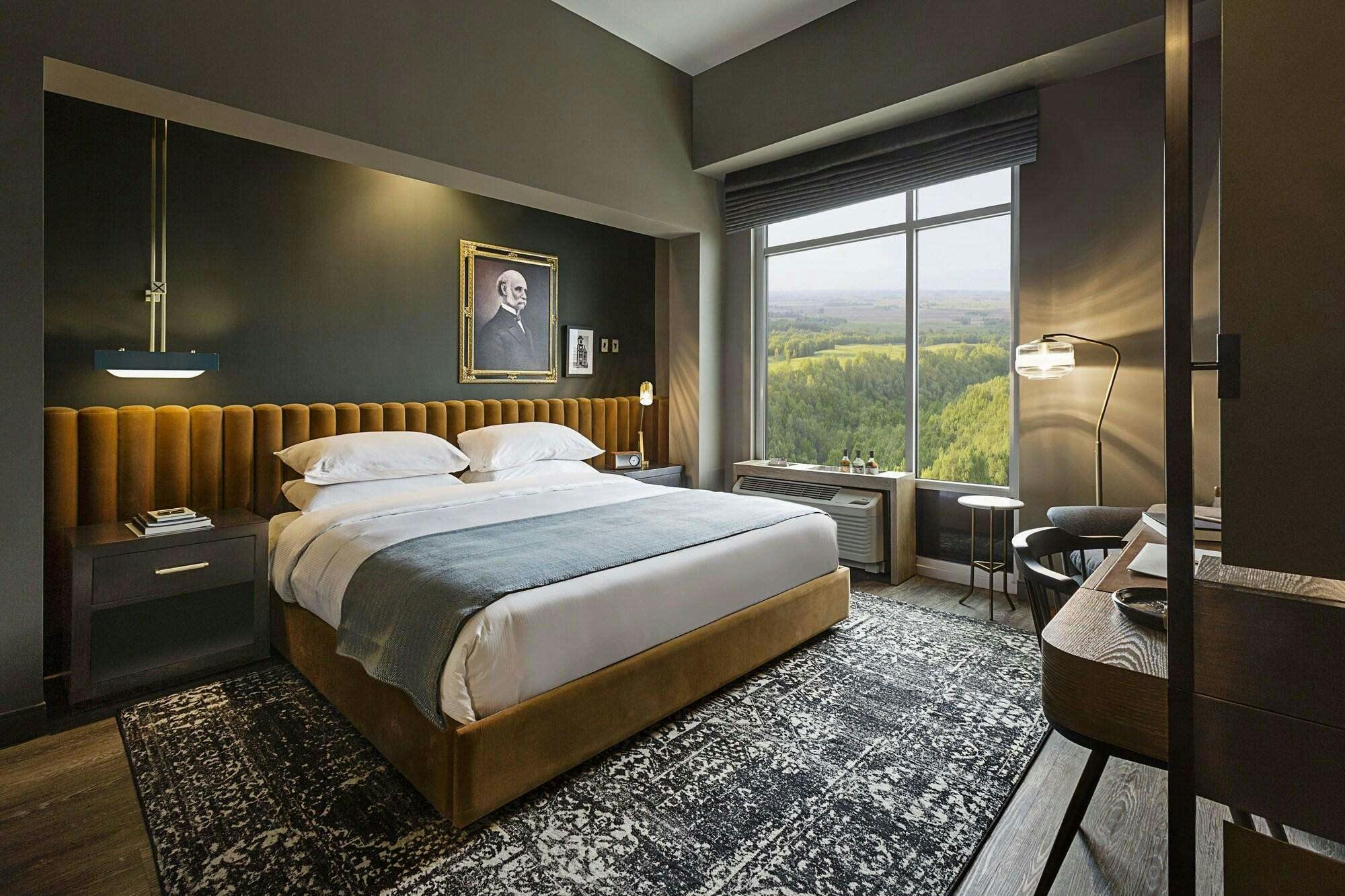 Cyrus Hotel, Topeka, a Tribute Portfolio Hotel