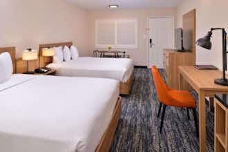 Hotel La Fuente Inn & Suites photo 3