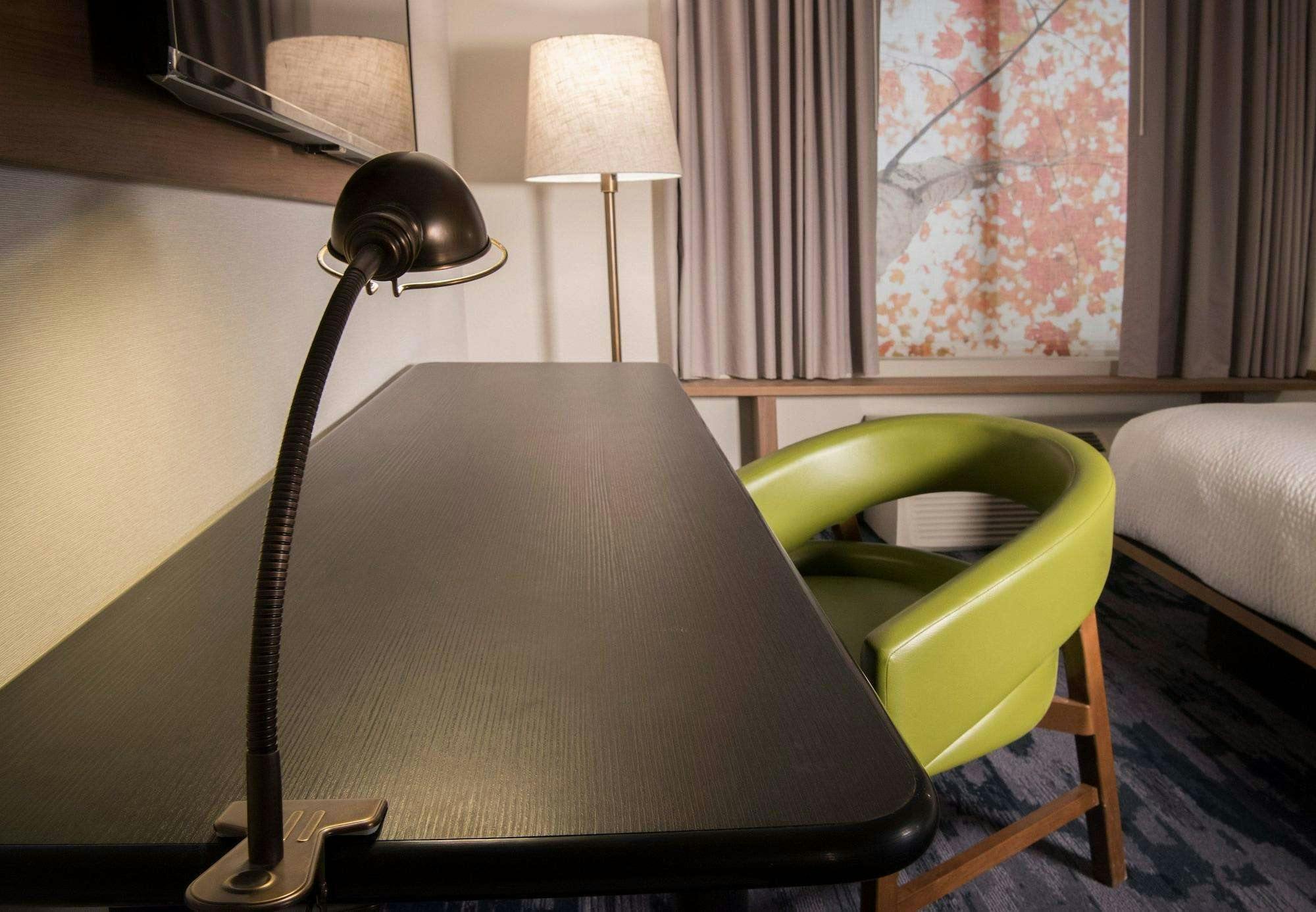 Hotel Fairfield Inn & Suites by Marriott Duluth Waterfront photo 1