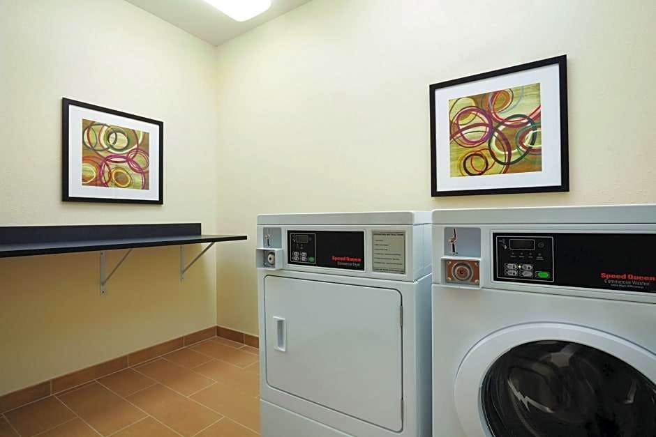 Hotel Fairfield Inn & Suites Kansas City Lee's Summit photo 3