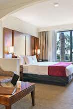 Hotel Comfort Suites Miami - Kendall photo 1