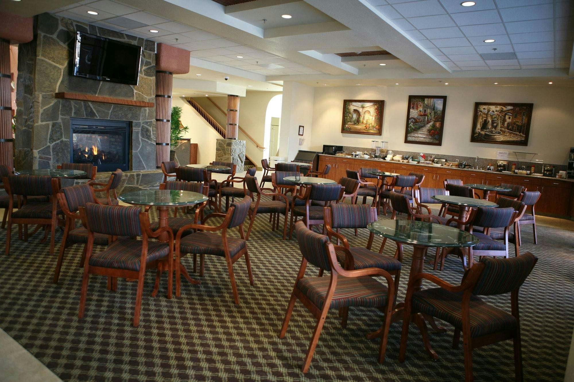 Hotel Garden Place Suites photo 3