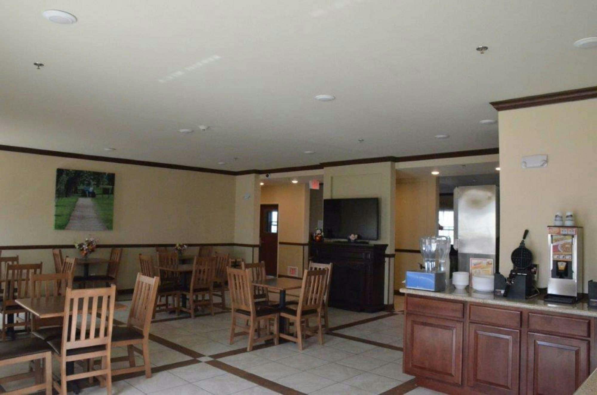 Hotel Spark by Hilton Minot photo 5