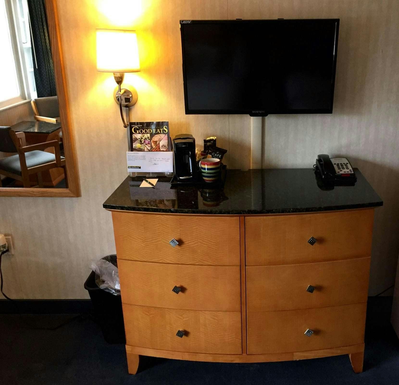 Hotel Black Mountain Inn photo 1