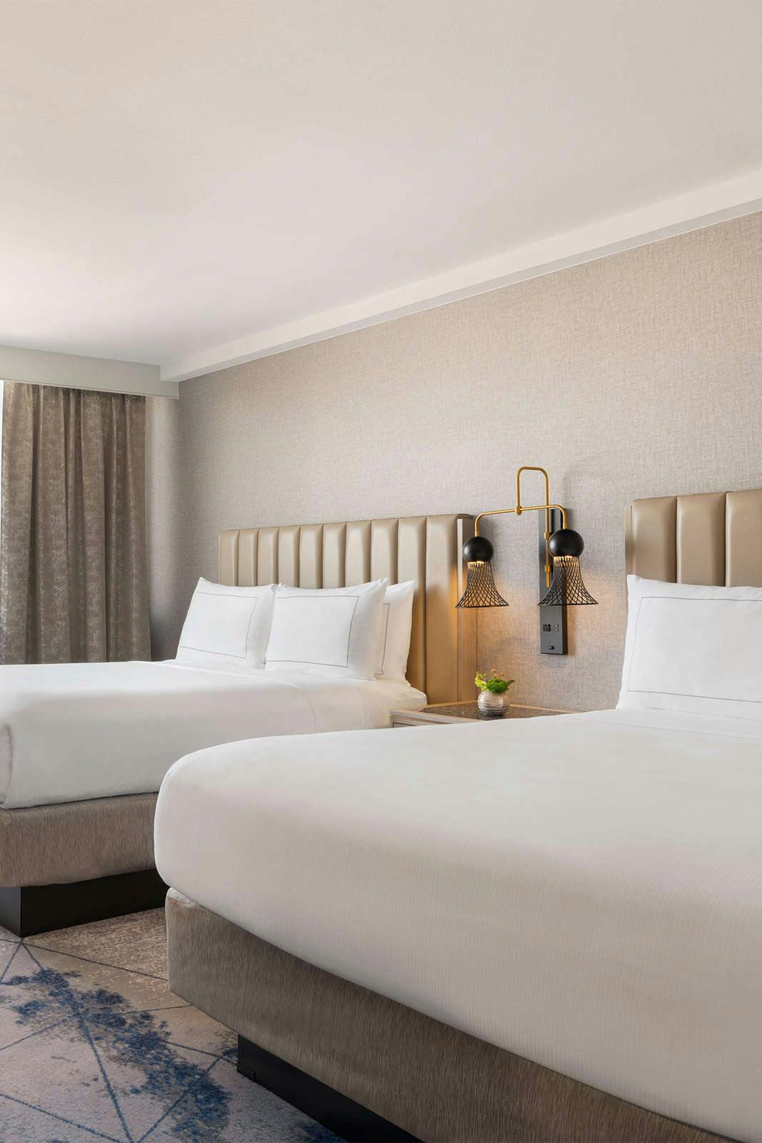 Hotel DoubleTree by Hilton San Francisco South Airport Blvd photo 2