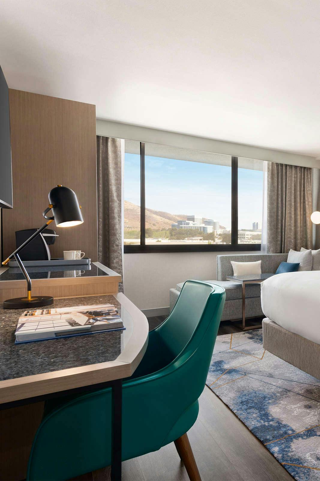 Hotel DoubleTree by Hilton San Francisco South Airport Blvd photo 3