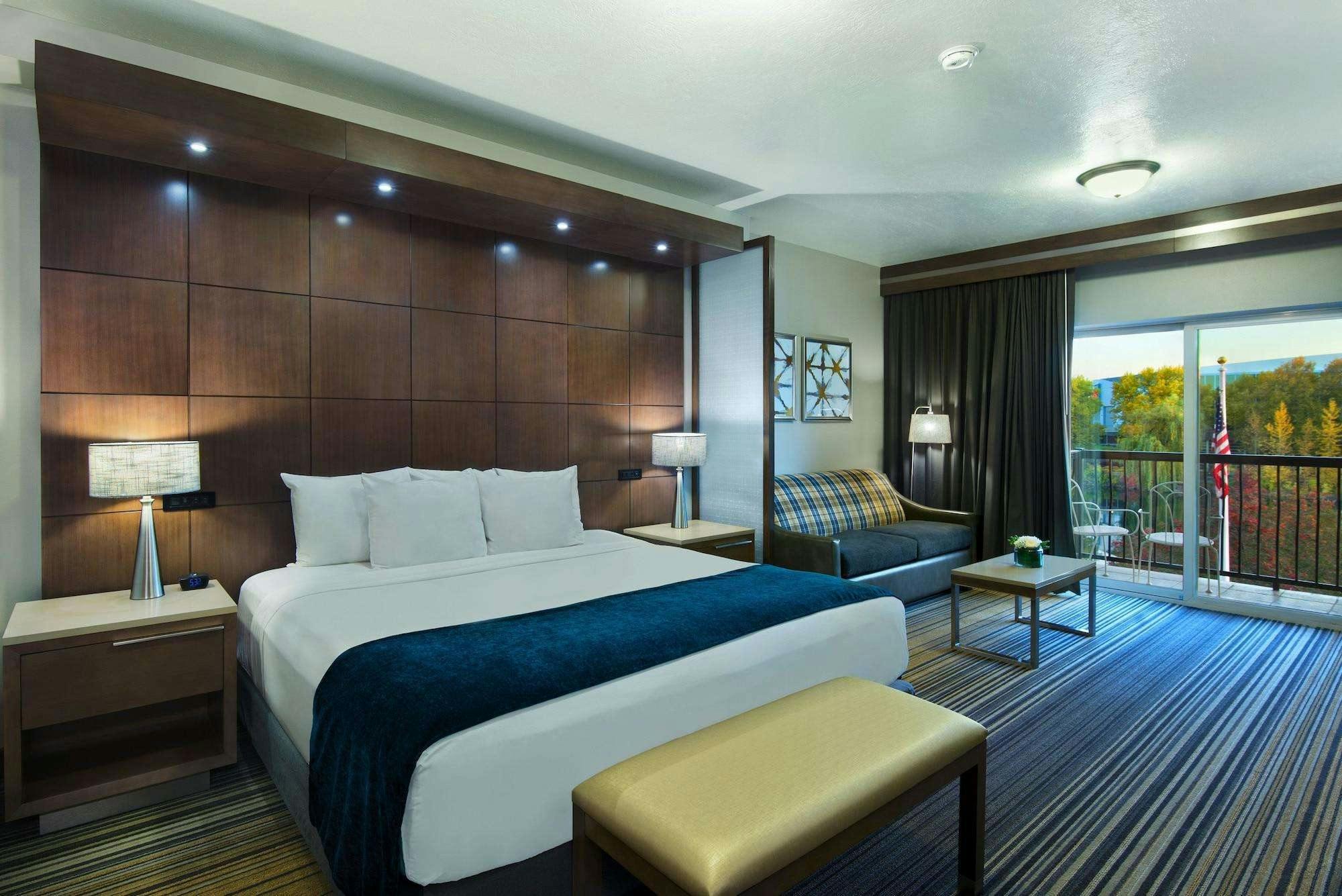 Hotel Oxford Suites Downtown Spokane photo 2