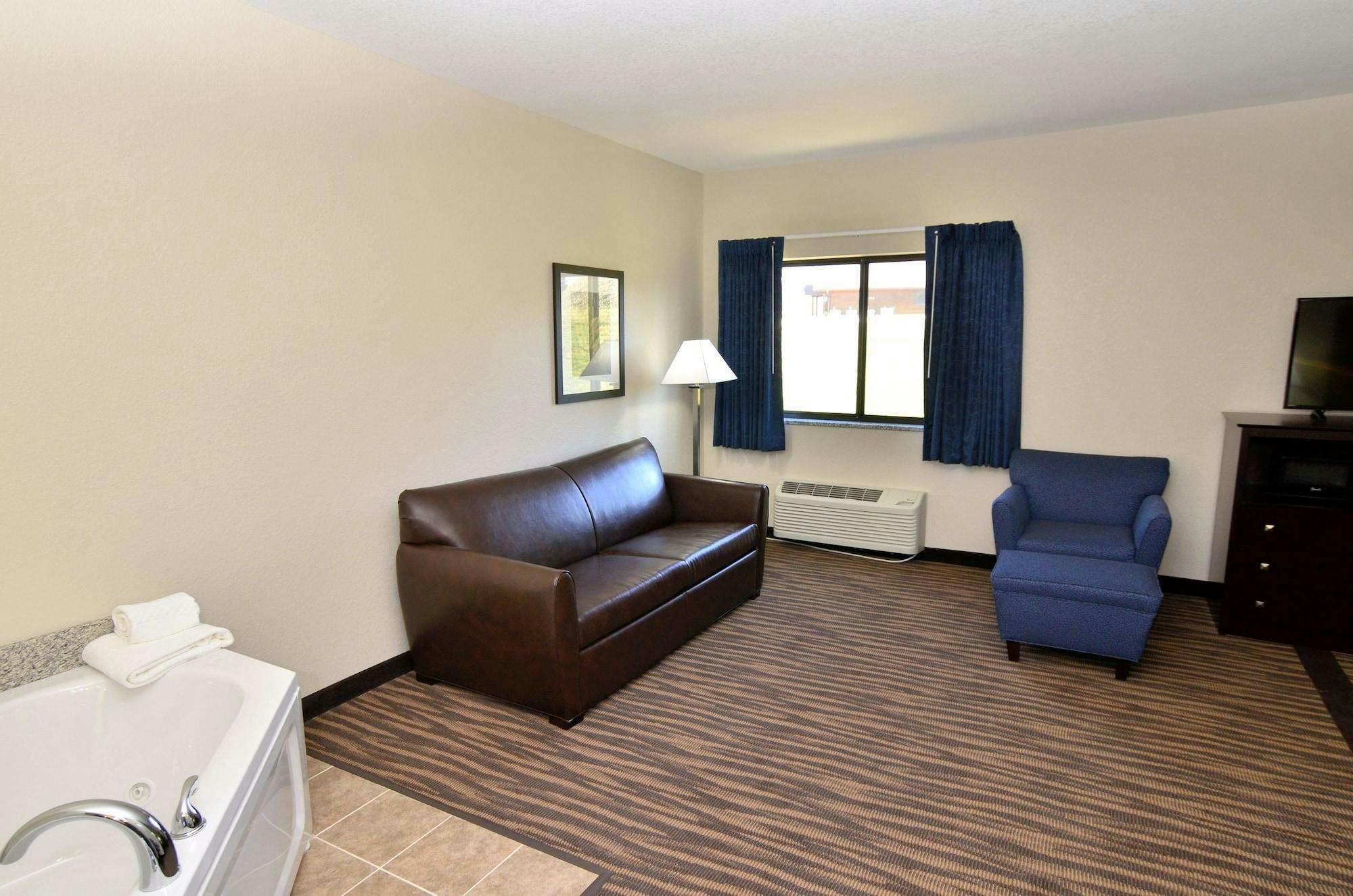 Hotel Cobblestone Inn & Suites - Manning photo 1