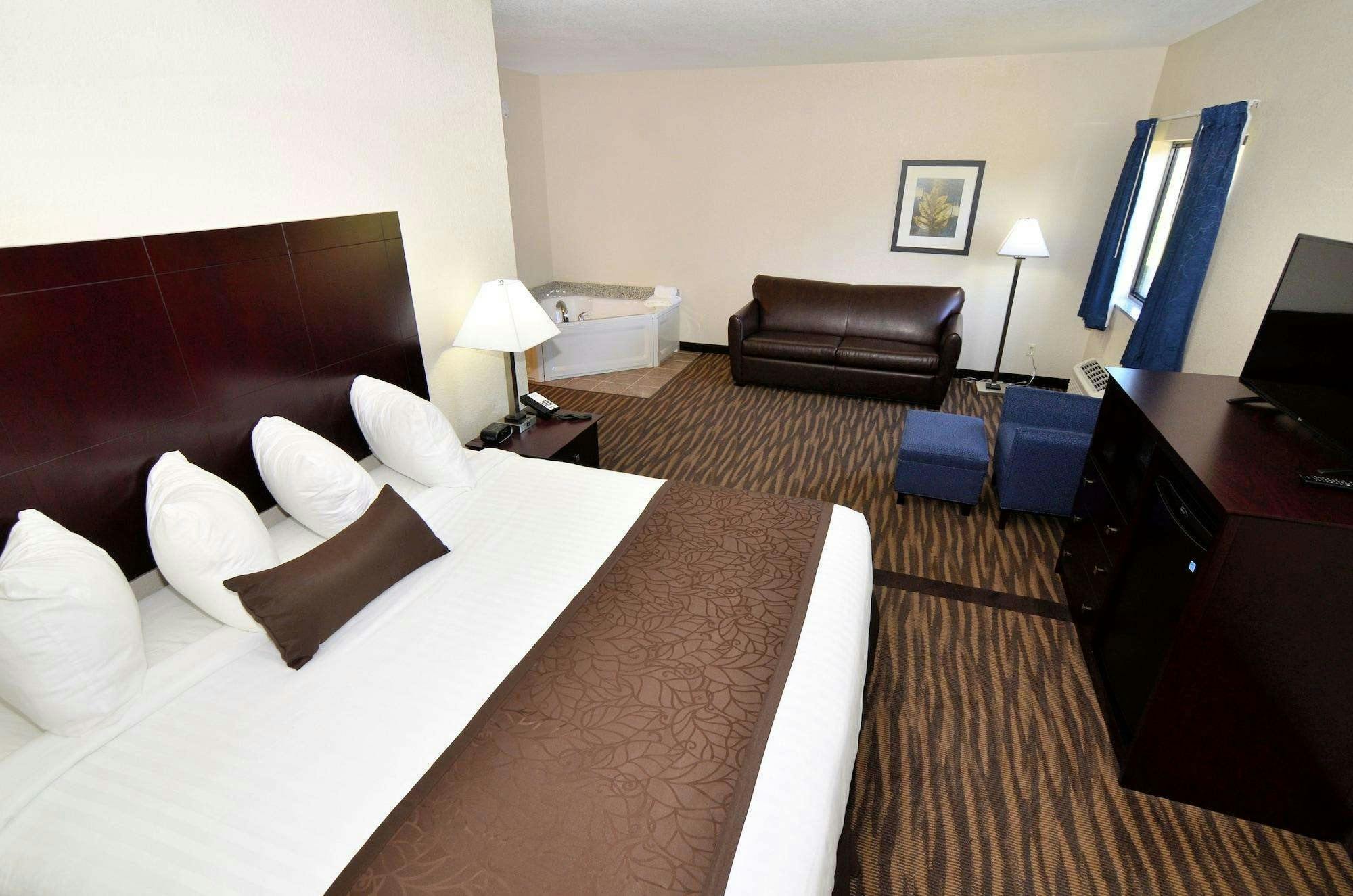 Hotel Cobblestone Inn & Suites - Manning photo 4