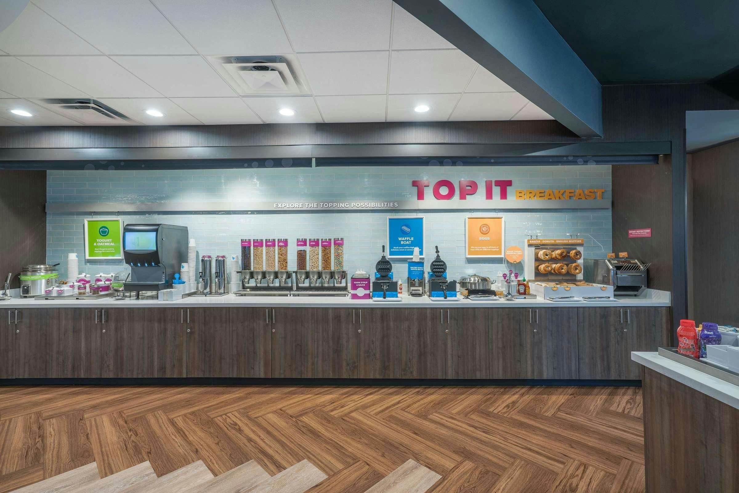 Hotel Tru By Hilton Knoxville North I 75 photo 5